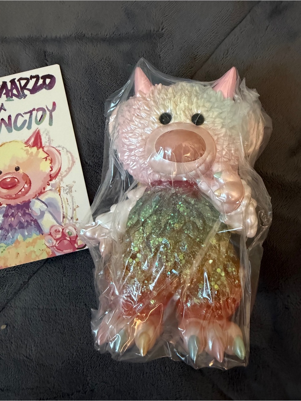 2023 13DE MARZO  001 Crystal Erosion Bear Figure - Iridescent by Instinctoy